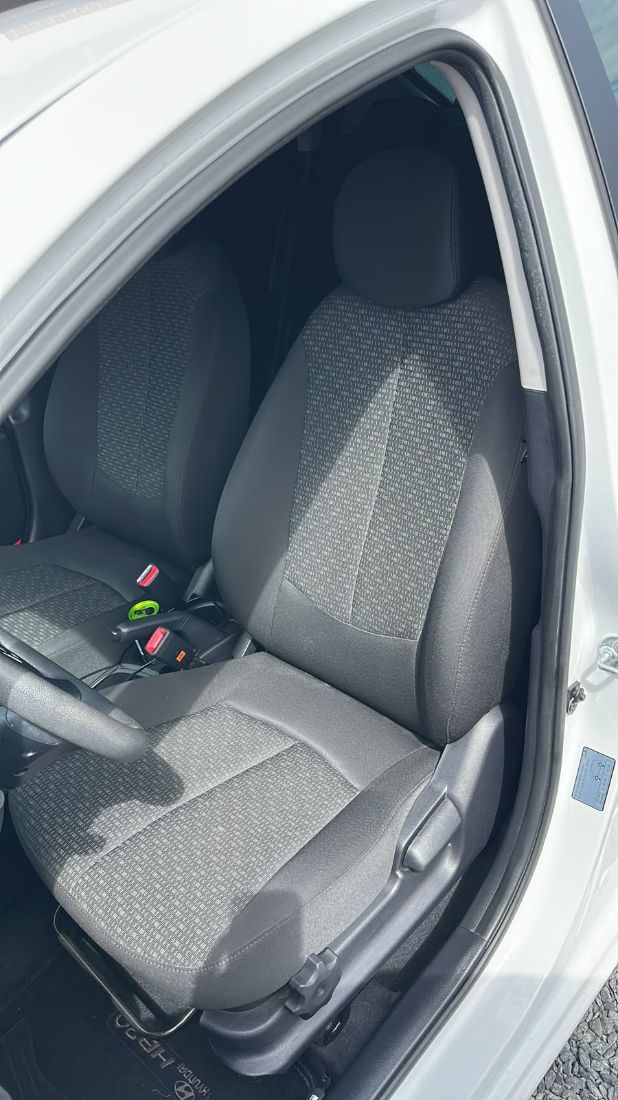 Hyundai HB20 Hatch Comfort 1.0 Flex 2016/2017 — foto 11 de 15