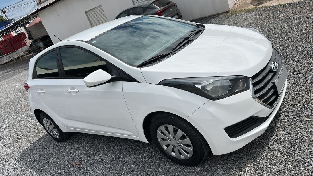Hyundai HB20 Hatch Comfort 1.0 Flex 2016/2017 — foto 3 de 15