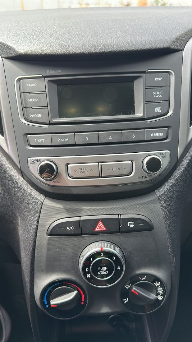 Hyundai HB20 Hatch Comfort 1.0 Flex 2016/2017 — foto 9 de 15