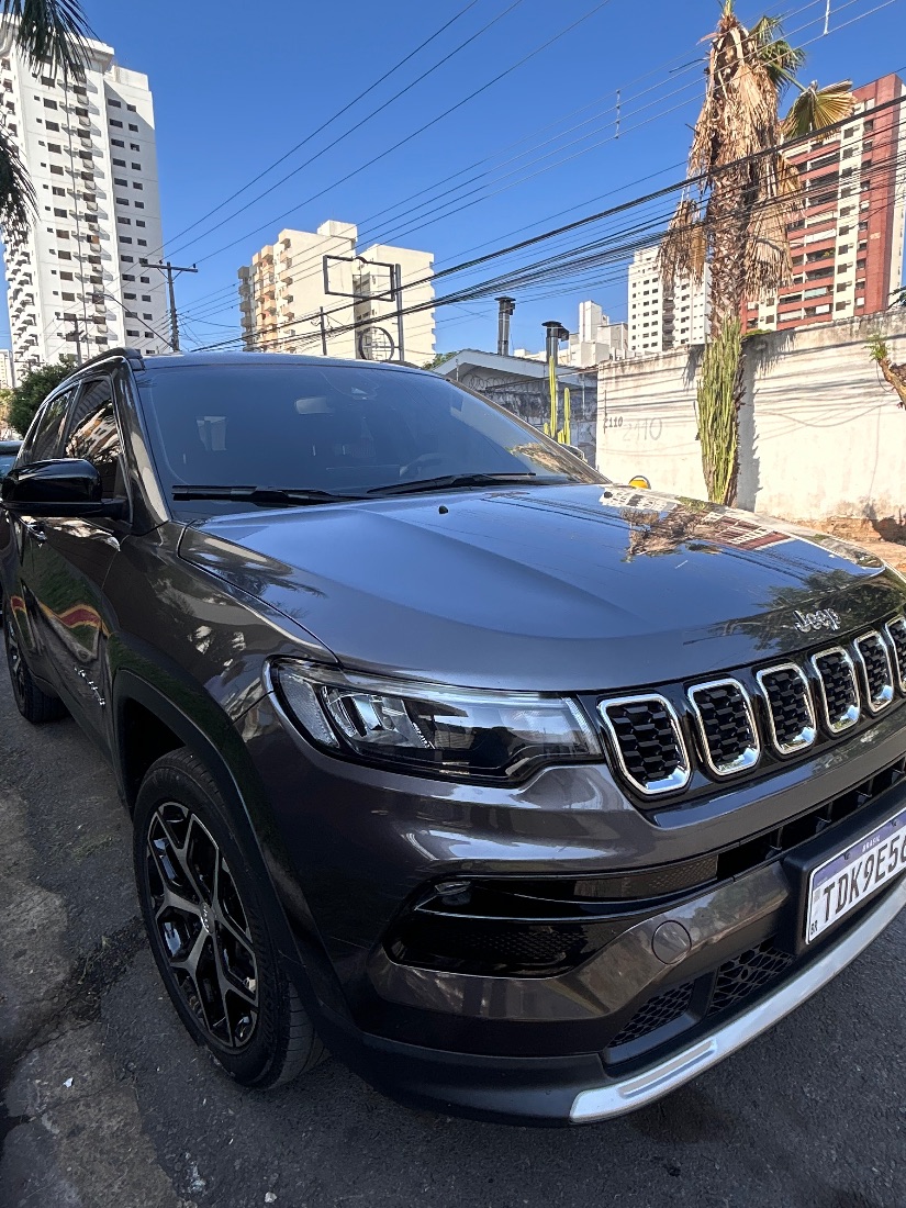 Jeep Compass Longitude T270 1.3 Turbo 4x2 Automático Flex 2024/2025 — foto 11 de 12