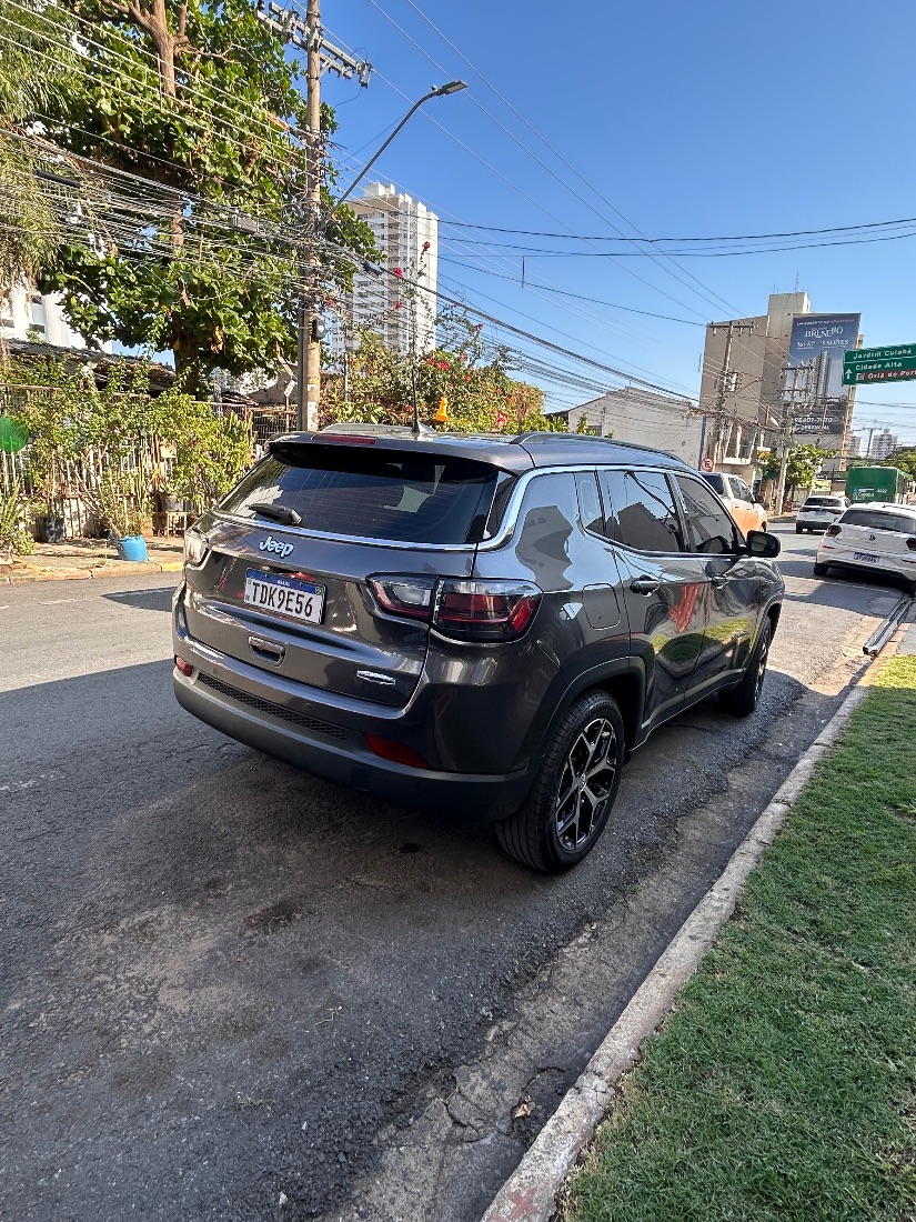 Jeep Compass Longitude T270 1.3 Turbo 4x2 Automático Flex 2024/2025 — foto 5 de 12