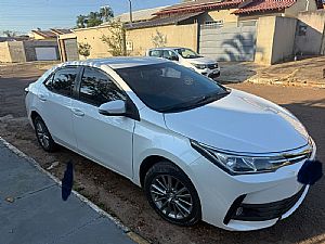 Corolla Gli Upper 1.8 Automático Flex 2017/2018 em Alto Araguaia - MT