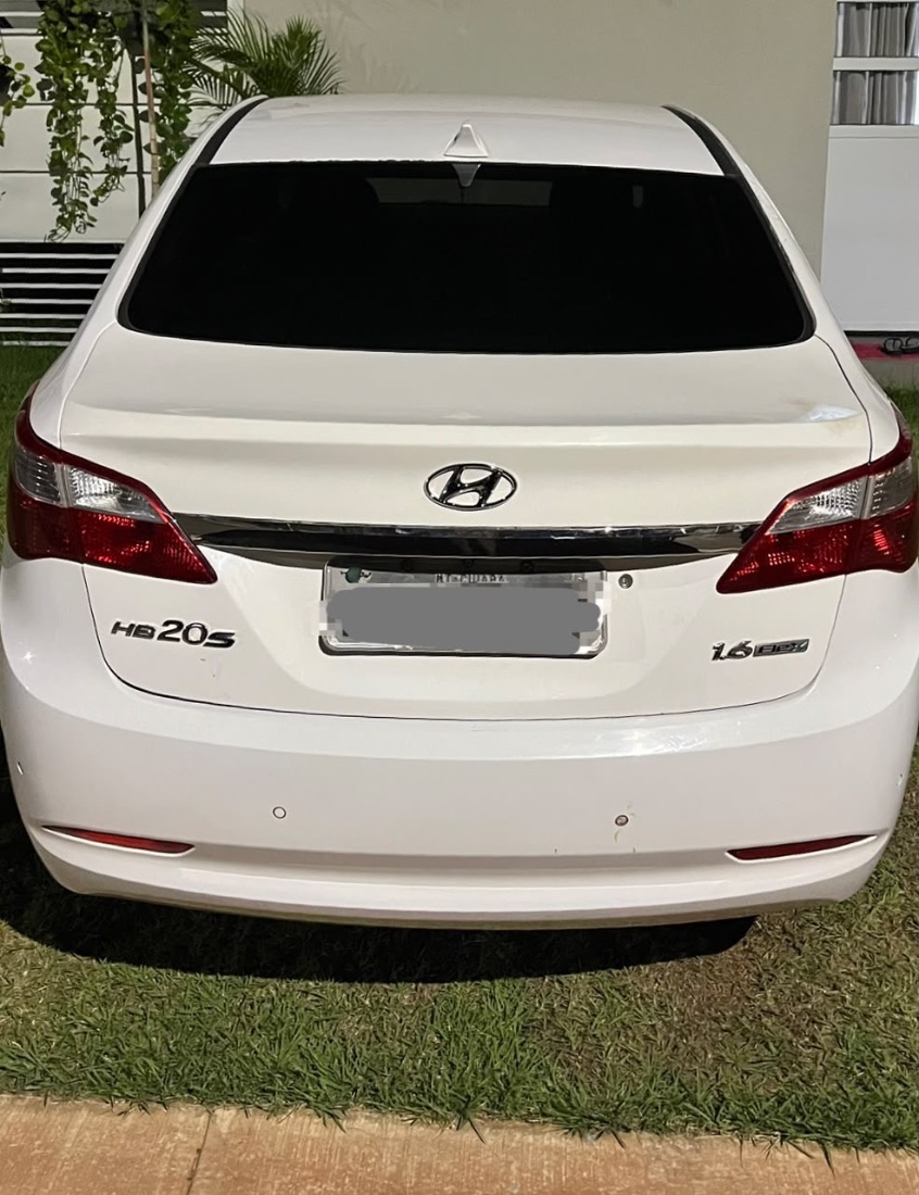 Hyundai HB20S Sedan Premium 1.6 Mecânico Flex 2014/2014 — foto 5 de 7