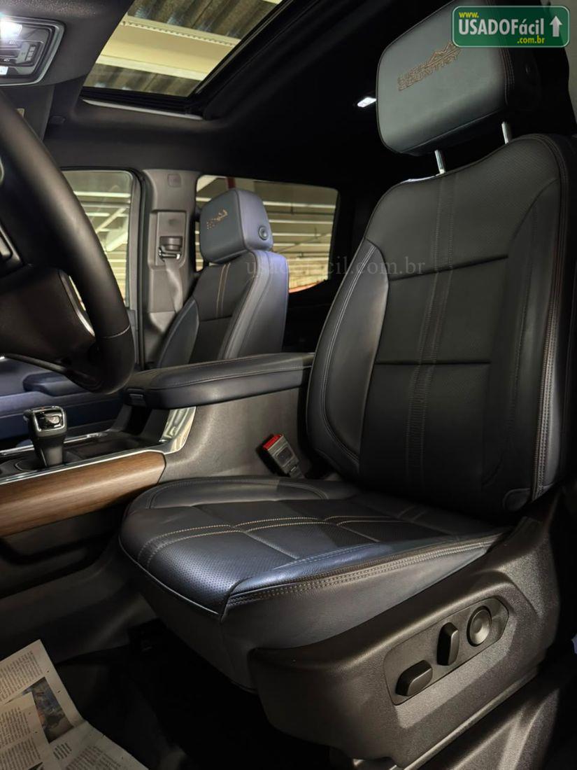 CHEVROLET/GM Silverado High Country 5.3 V8 AWD Automático 2024/2024 — foto 12 de 15