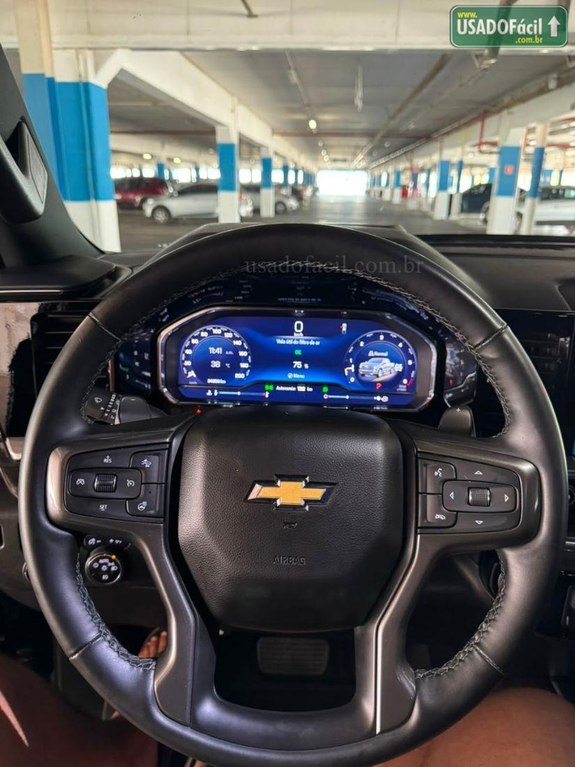 CHEVROLET/GM Silverado High Country 5.3 V8 AWD Automático 2024/2024 — foto 10 de 15