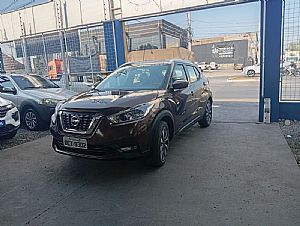 Kicks Sv 1.6 Automático Flexstar 2018/2018 em Várzea Grande - MT