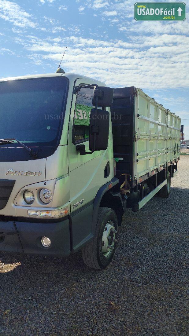 MERCEDES-BENZ mercedes Accelo 1017 4x2 2p diesel E6 2024/2024 — foto 4 de 15
