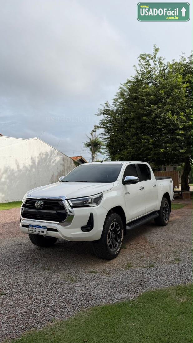 TOYOTA Hilux SRX CD 2.8 4x4 TDI Automático Diesel 2022/2023 — foto 3 de 9