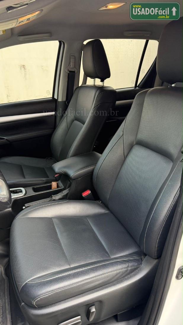 TOYOTA Hilux SRX CD 2.8 4x4 TDI Automático Diesel 2022/2023 — foto 7 de 9