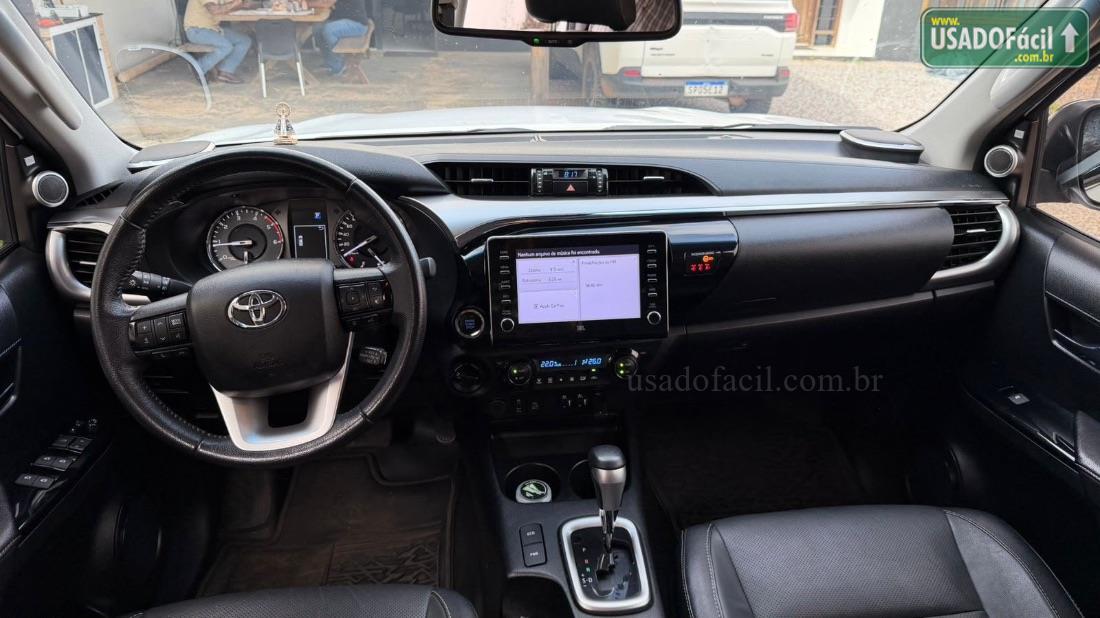 TOYOTA Hilux SRX CD 2.8 4x4 TDI Automático Diesel 2022/2023 — foto 8 de 9
