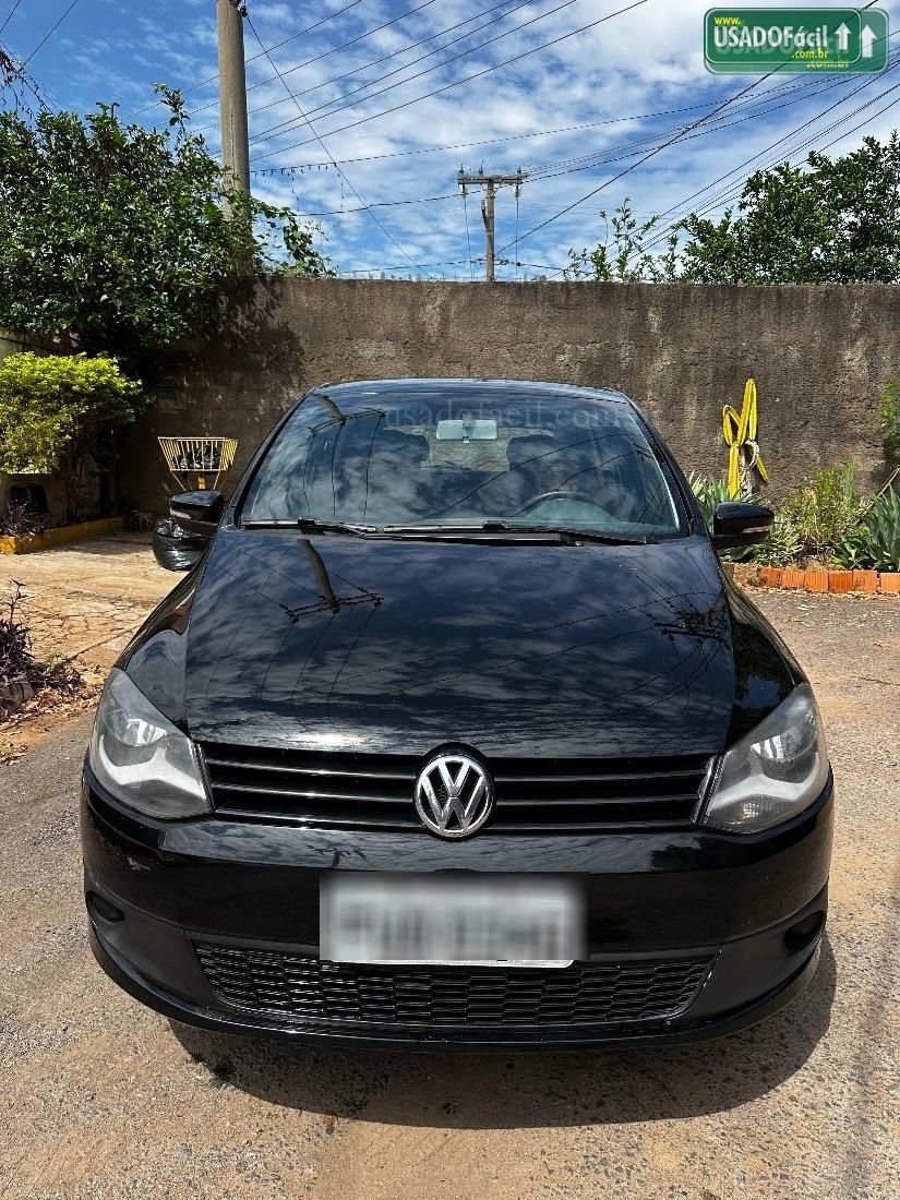 VOLKSWAGEN Fox 1.0 Mi 4P Total Flex 2014/2014 — foto 2 de 8