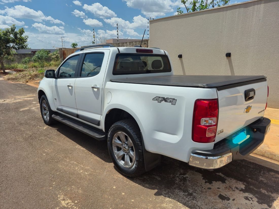 CHEVROLET/GM S10 LTZ CD 2.8 4x4 TDI Automático Diesel 2022/2023 — foto 9 de 15