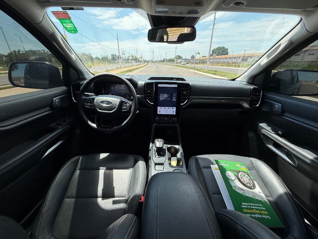 Ford Ranger XLT CD 3.0 V6 4x4 Turbo Automático Diesel 2024/2025 — foto 10 de 13