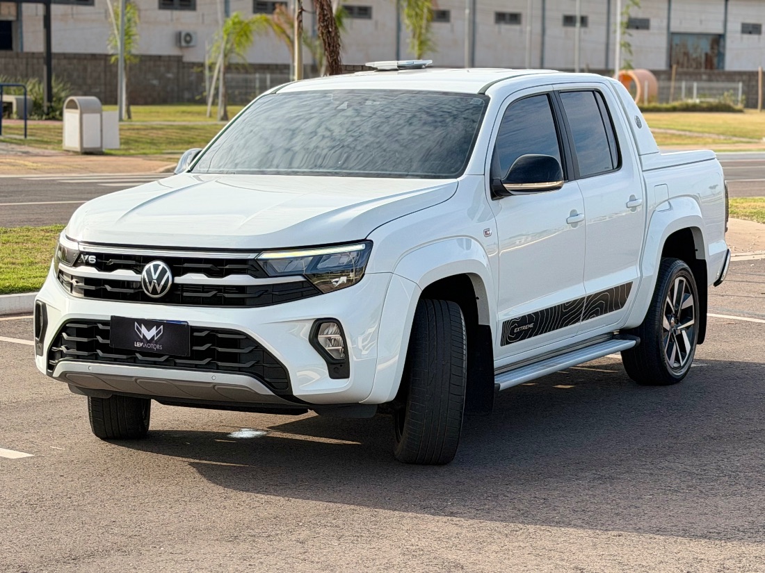Volkswagen Amarok Extreme CD 3.0 4X4 Turbo Automático Diesel 2024/2025 — foto 2 de 12