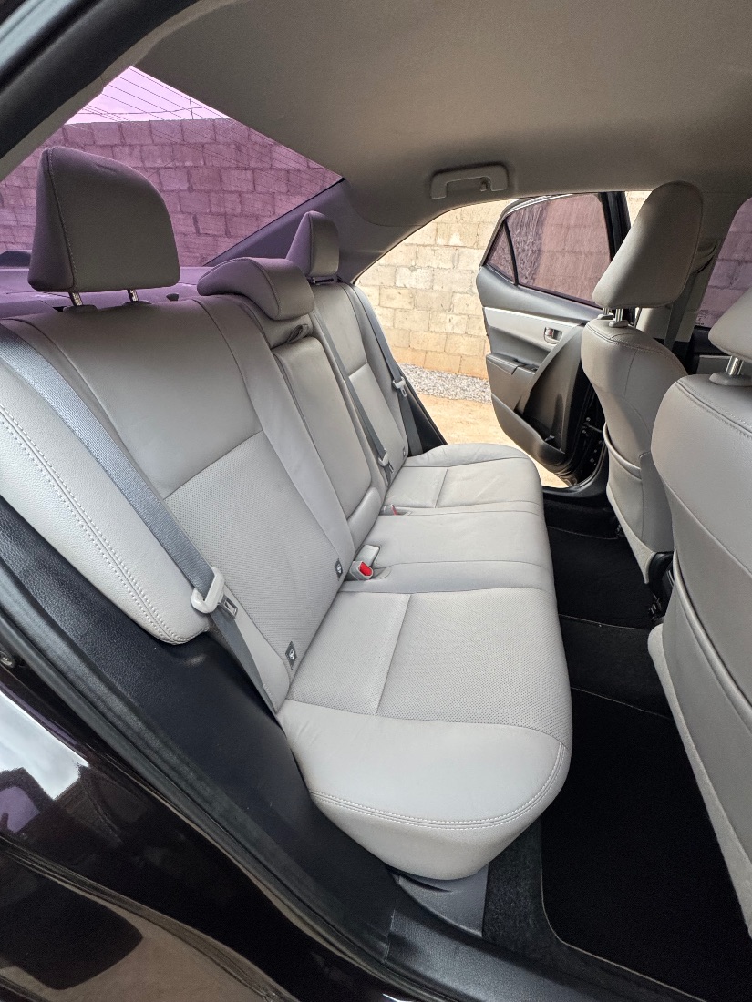 Toyota Corolla XEI 2.0 Automático Flex 2017/2018 — foto 11 de 15