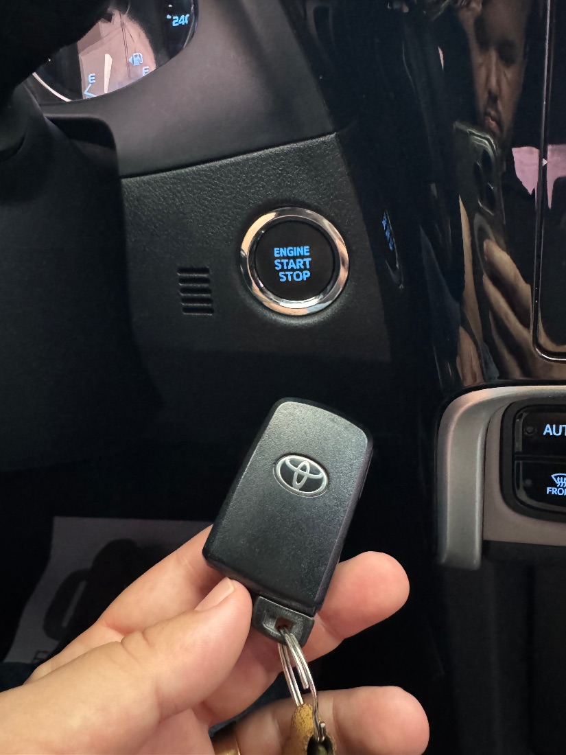 Toyota Corolla XEI 2.0 Automático Flex 2017/2018 — foto 13 de 15