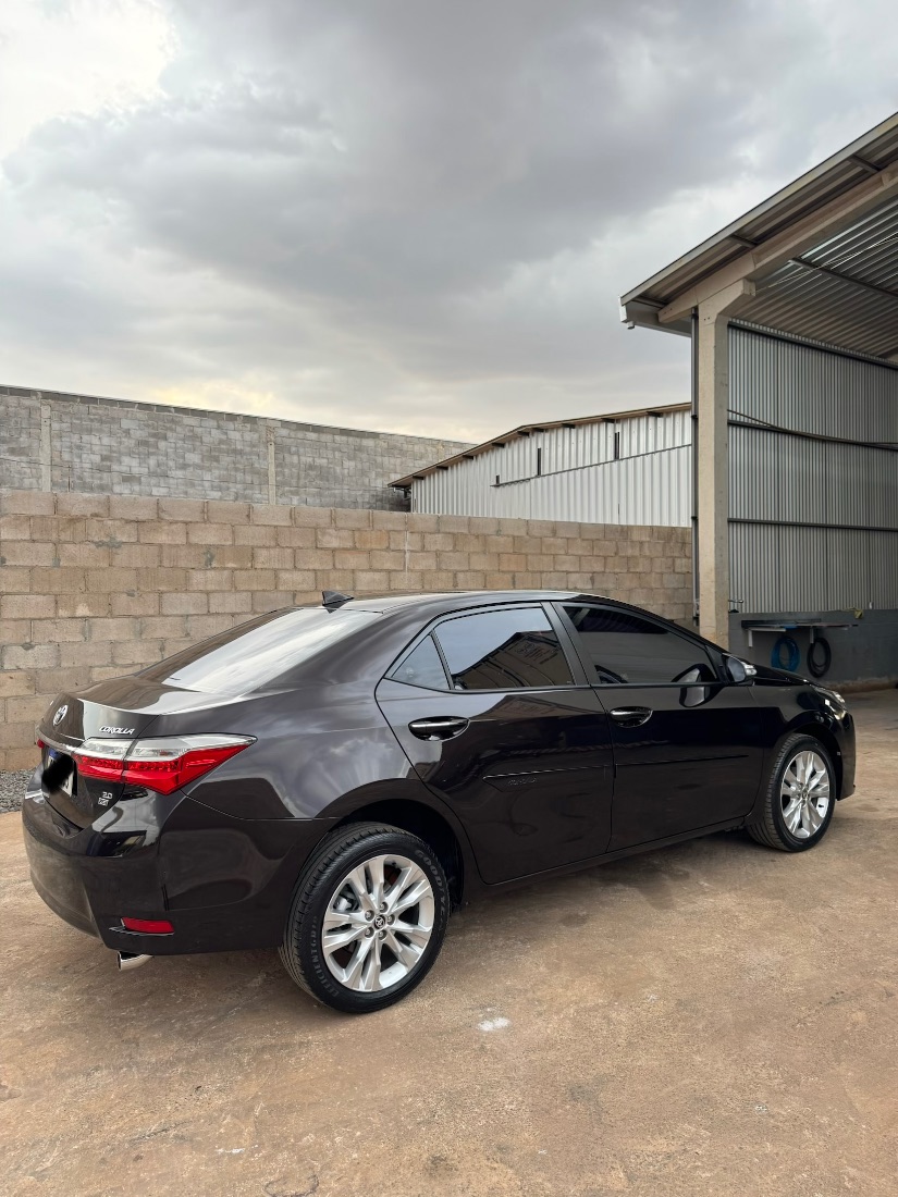 Toyota Corolla XEI 2.0 Automático Flex 2017/2018 — foto 4 de 15