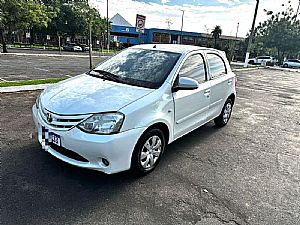 Etios Hatch Xs 1.5 Mecânico Flex 2016/2016 em Várzea Grande - MT