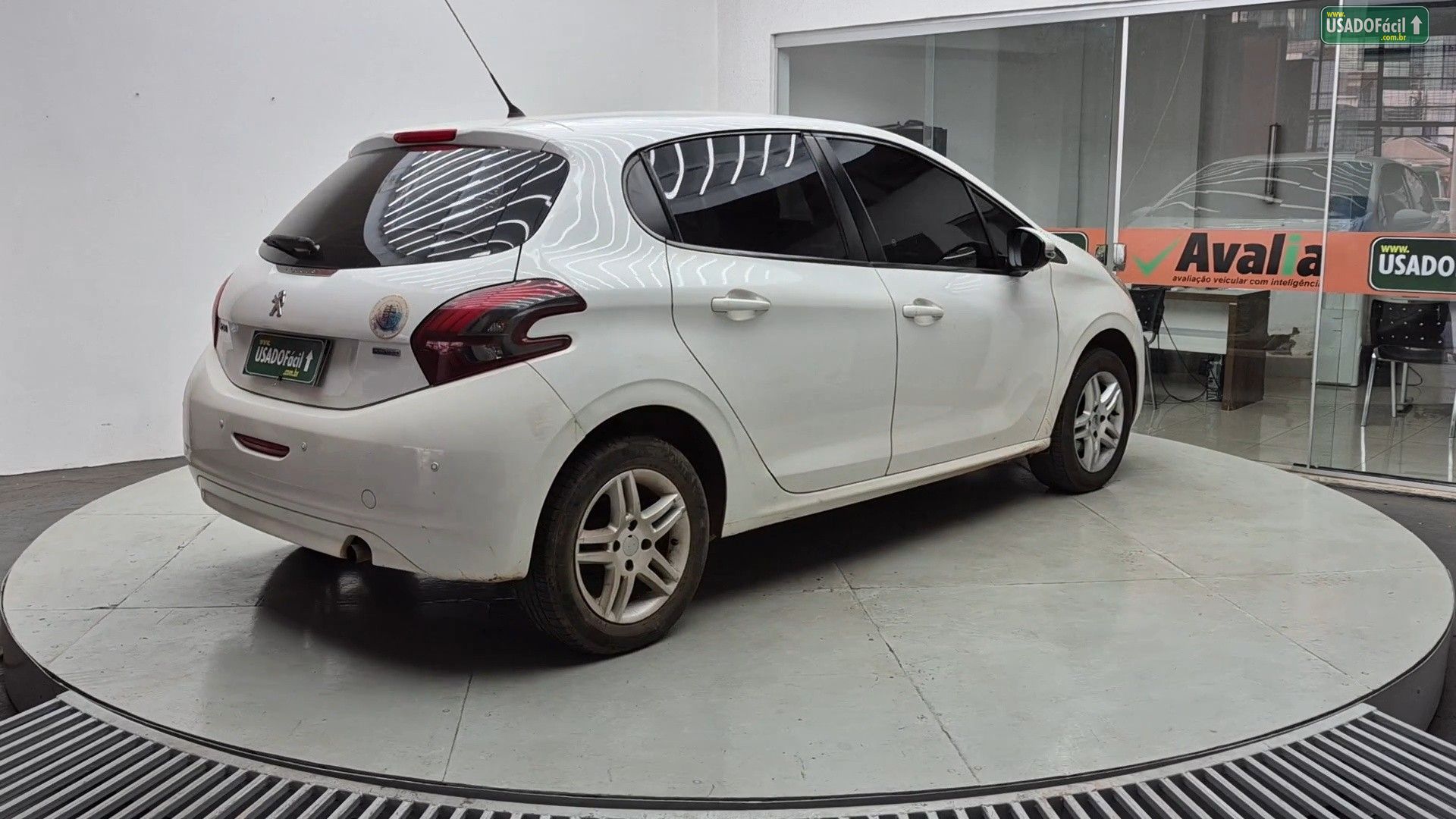 PEUGEOT Peugeot 208 Active 1.2 Mecânico Flex 2017/2017 — foto 25 de 25