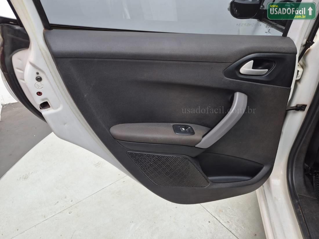 PEUGEOT Peugeot 208 Active 1.2 Mecânico Flex 2017/2017 — foto 20 de 25