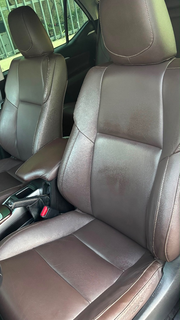 Toyota Hilux SW4 SRX 2.8 4x4 TDI Automático Diesel 2017/2017 — foto 6 de 10
