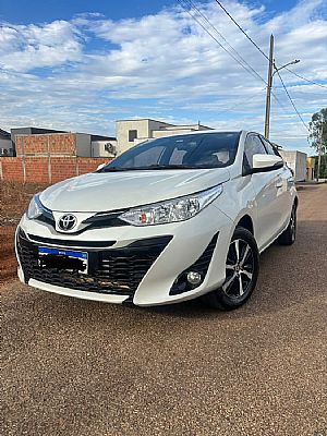 Yaris Hatch Xs 1.5 Automático Flex 2018/2019 em São José dos Quatro Marcos - MT