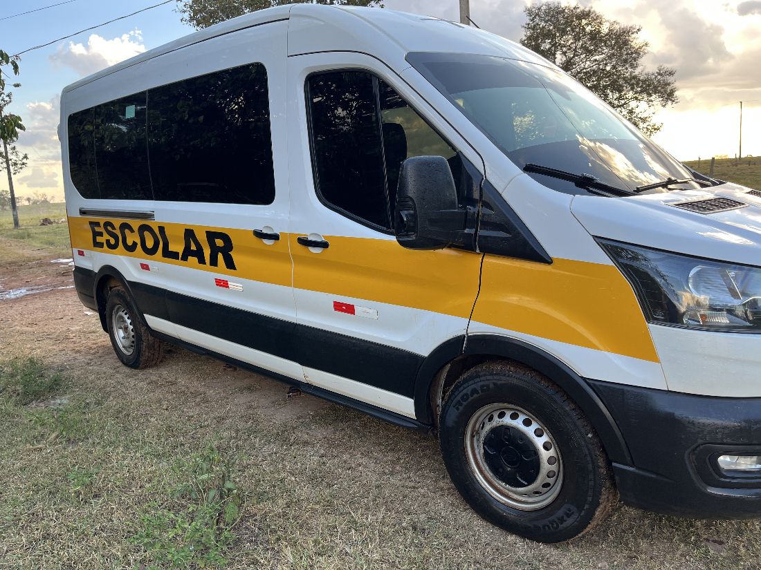 Ford TRANSIT Minibus 15 Lug. 2.0 16V Diesel 2022/2022 — foto 3 de 6