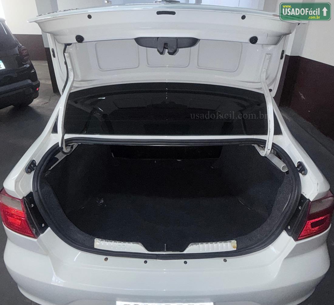 VOLKSWAGEN Voyage Trendline 1.6 Total Flex 2015/2016 — foto 8 de 10