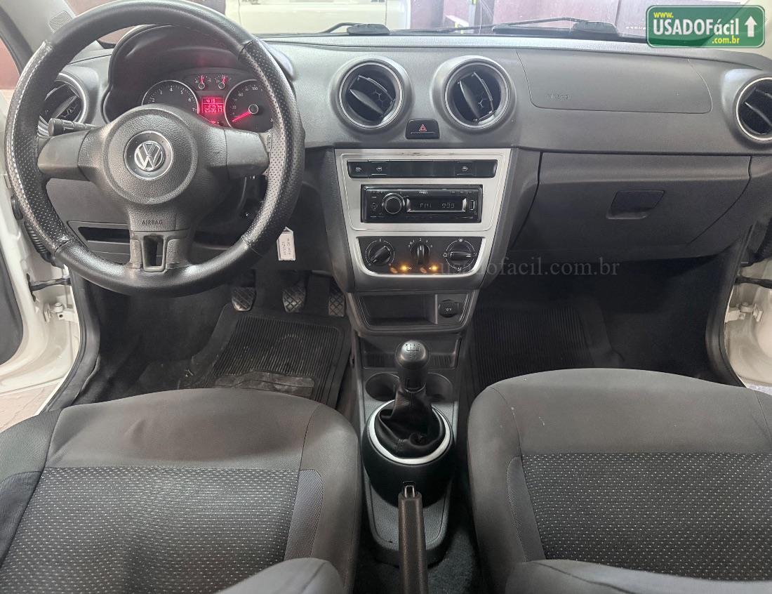 VOLKSWAGEN Voyage Trendline 1.6 Total Flex 2015/2016 — foto 9 de 10