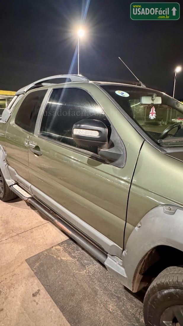FIAT Strada Adventure CD 1.8 Flex 2014/2015 — foto 6 de 12
