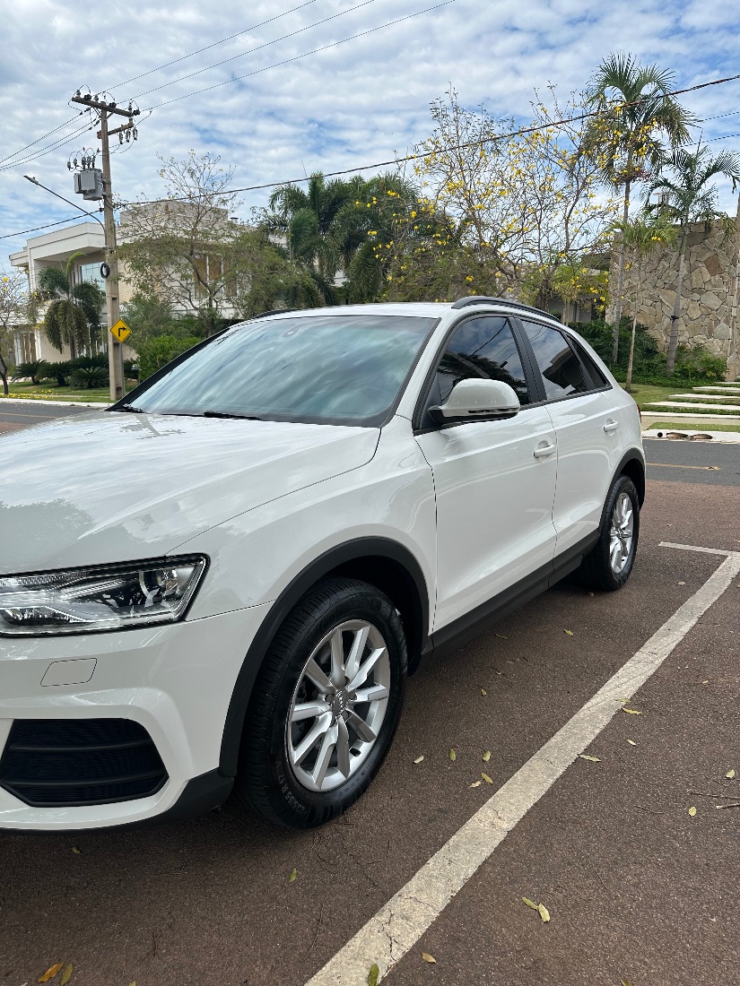 Audi Q3 2.0 TFSi Quattro S-tronic 5P 180CV 2015/2016 — foto 5 de 8