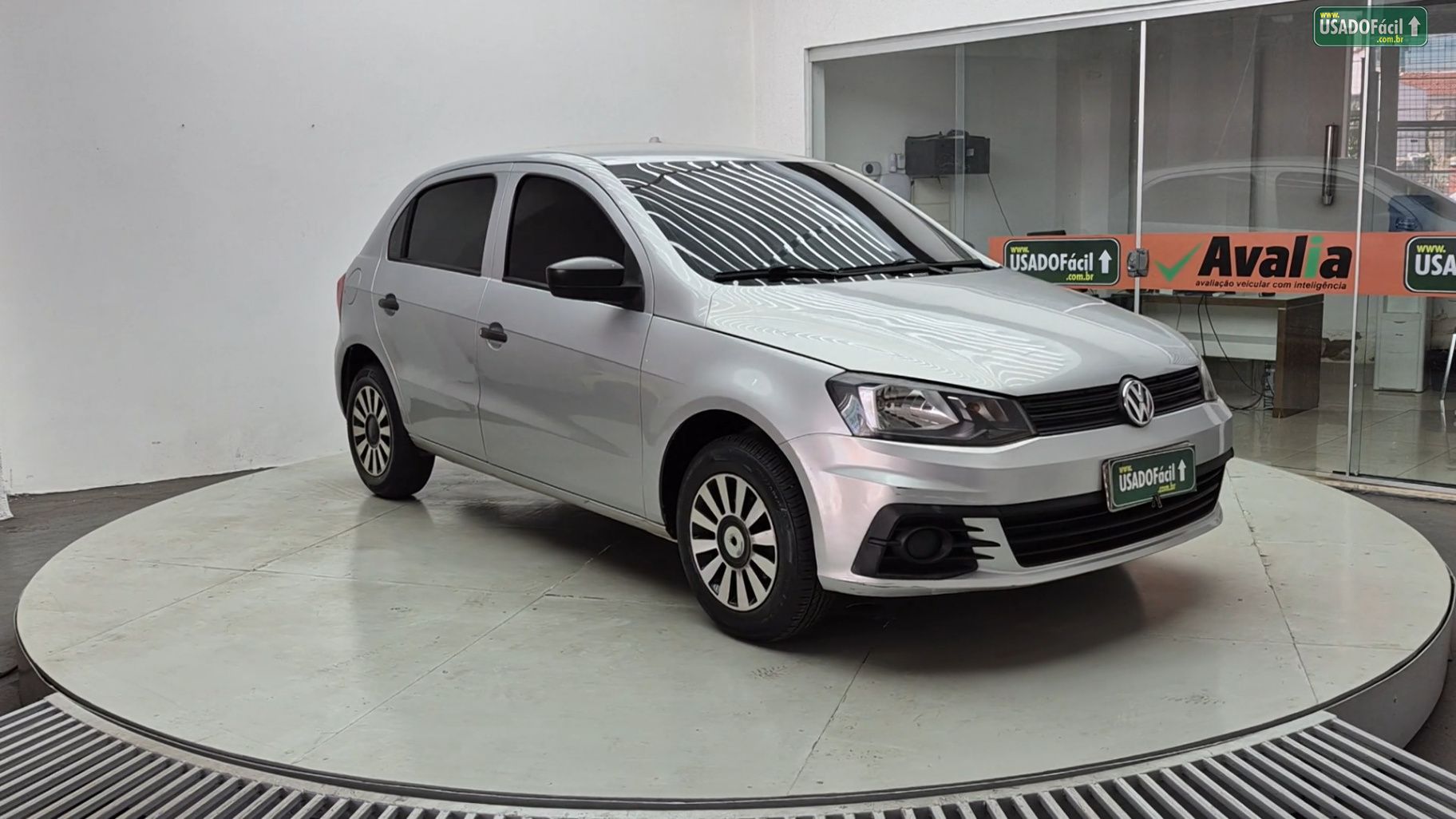 VOLKSWAGEN Gol Trendline 1.6 MSI 4P Total Flex 2017/2018 — foto 3 de 23
