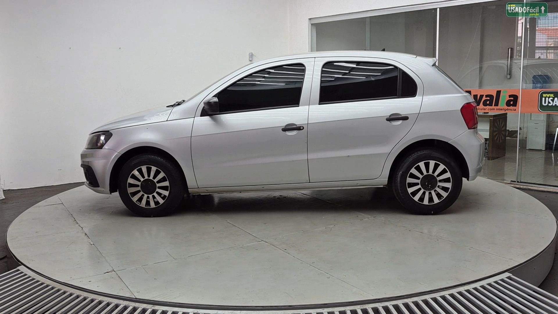 VOLKSWAGEN Gol Trendline 1.6 MSI 4P Total Flex 2017/2018 — foto 8 de 23