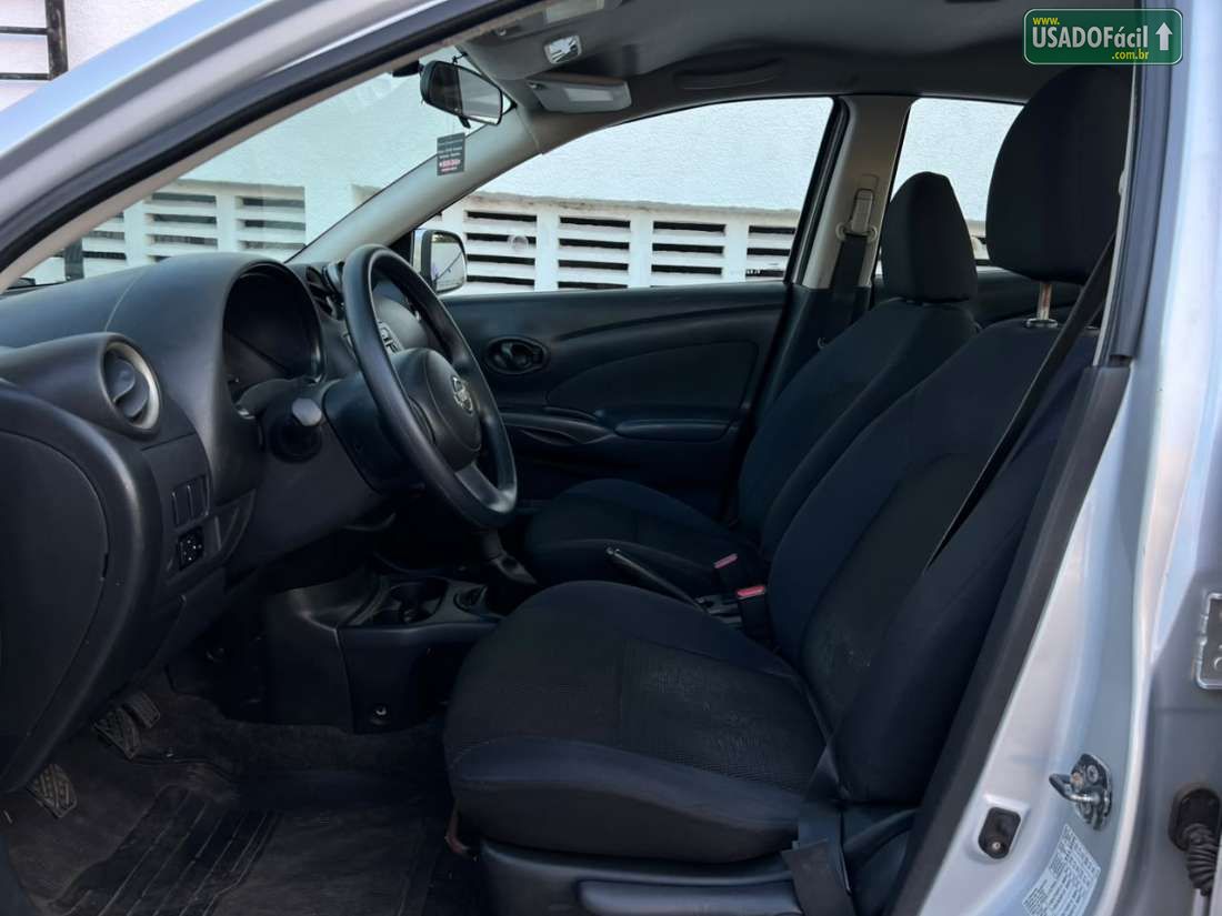 NISSAN Versa SV 1.6 Mecânico Flex 2012/2013 — foto 7 de 9