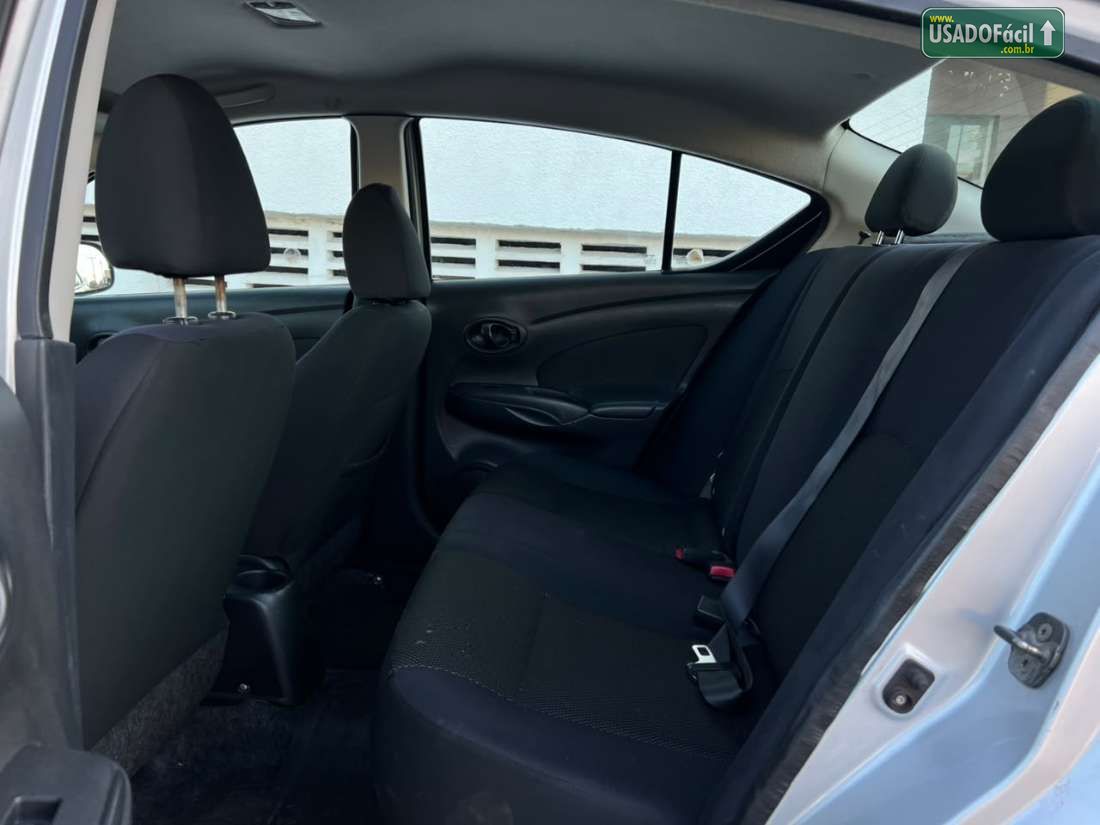 NISSAN Versa SV 1.6 Mecânico Flex 2012/2013 — foto 8 de 9