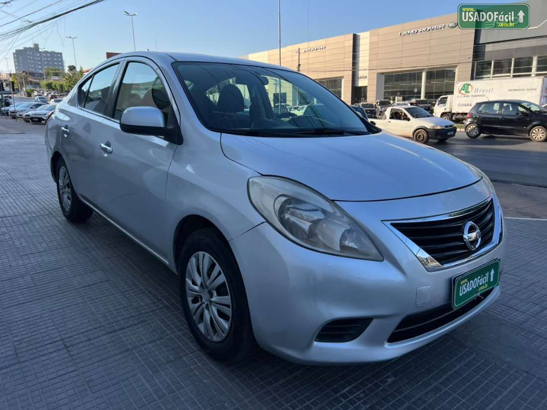 NISSAN Versa SV 1.6 Mecânico Flex 2012/2013 — foto 3 de 9