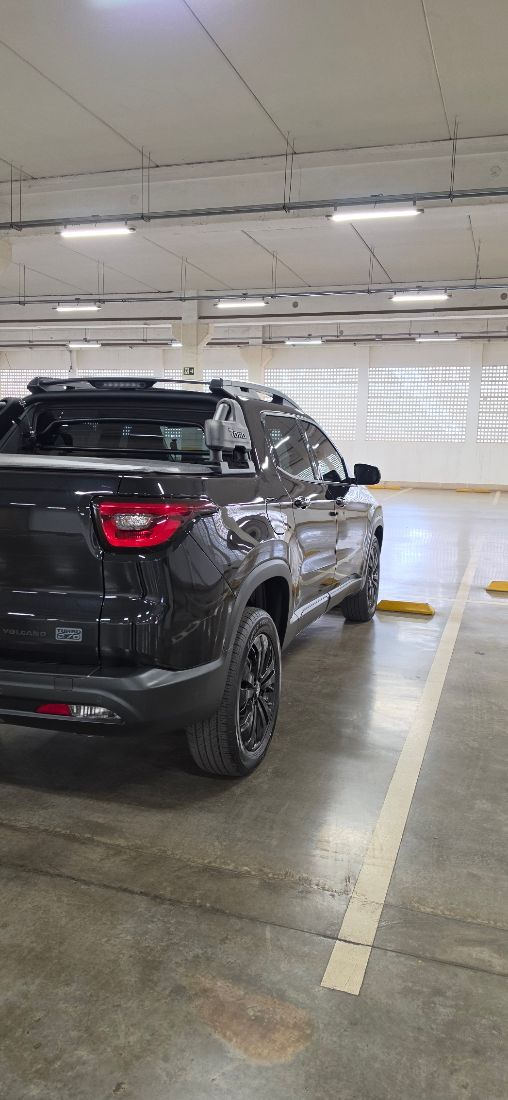 Fiat Toro Volcano 1.3 T270 4x2 Automático Flex 2023/2023 — foto 3 de 14
