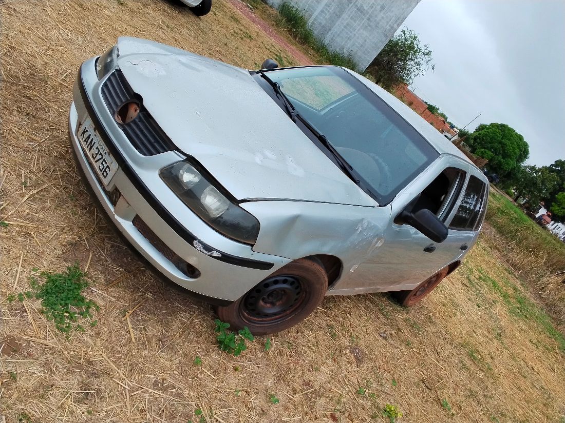 Volkswagen Gol Plus 1.0 Mi 4P Total Flex 4p 2008/2008 — foto 7 de 10
