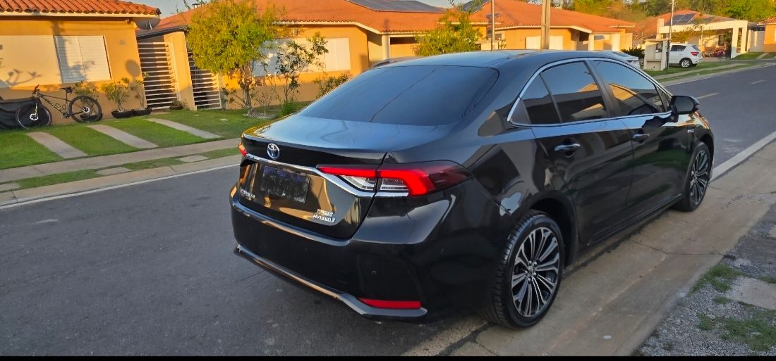 Toyota Corolla Altis Premium Hybrid 1.8 Automático Flex Híbrido 2023/2023 — foto 3 de 13