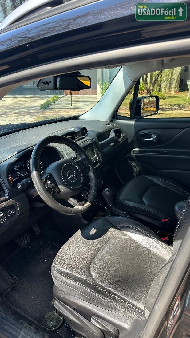 JEEP Renegade Limited 1.8 4X2 Automático Flex 2017/2018 — foto 8 de 12