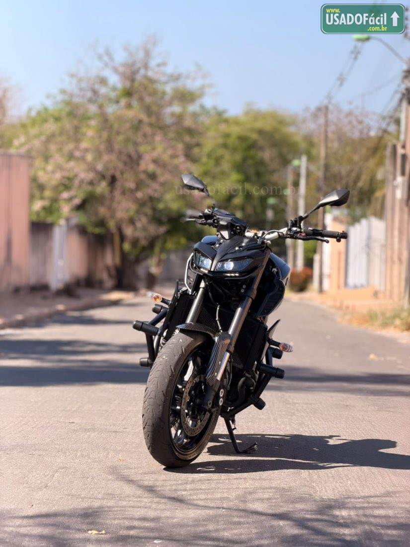 YAMAHA MT-09 850cc 2021/2022 — foto 9 de 11