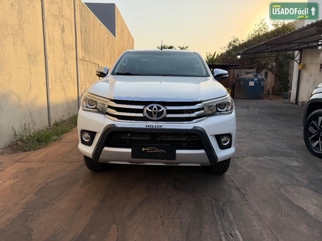 TOYOTA Hilux SRX CD 2.8 4x4 TDI Automático Diesel 2016/2017 — foto 3 de 13