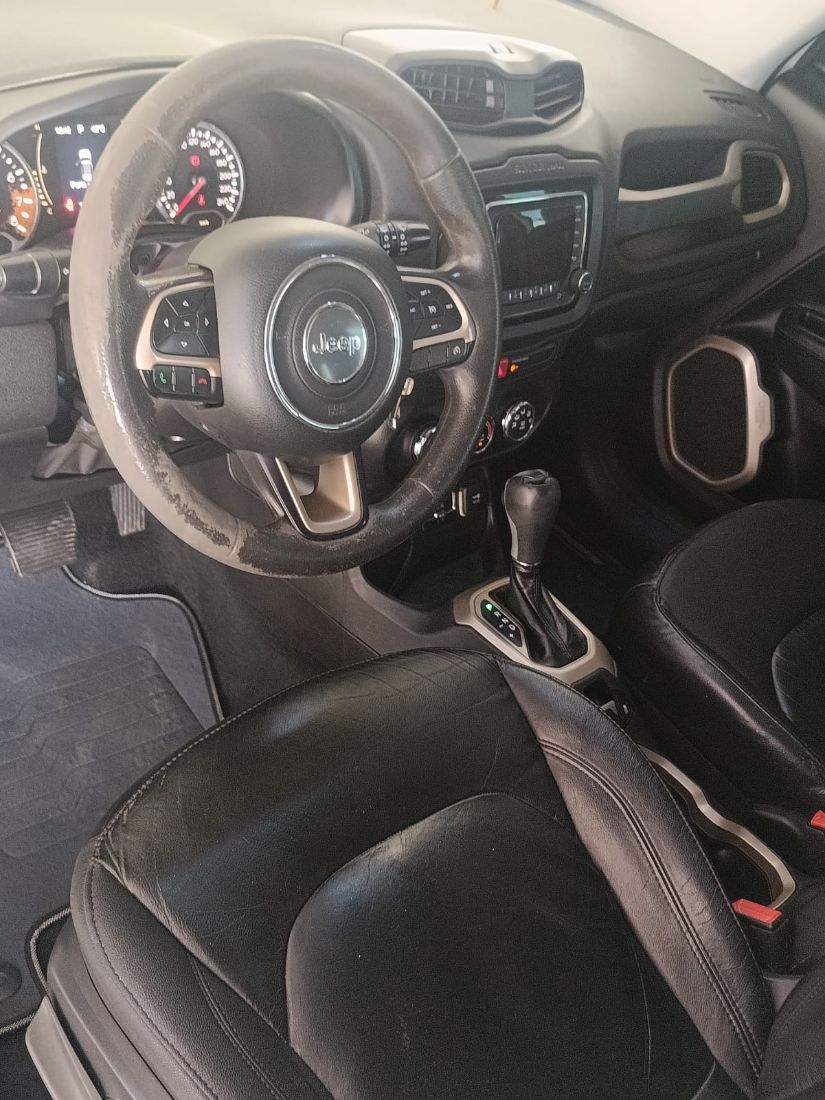 Jeep Renegade 1.8 4x2 Automático Flex 2016/2016 — foto 11 de 15