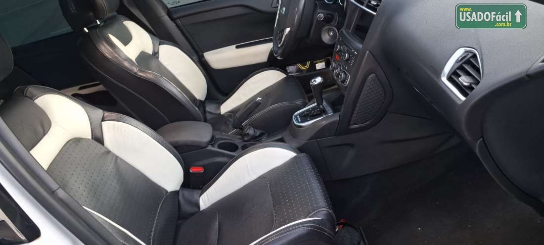 CITROEN DS4 1.6 Turbo Automático 5P 2013/2014 — foto 12 de 16