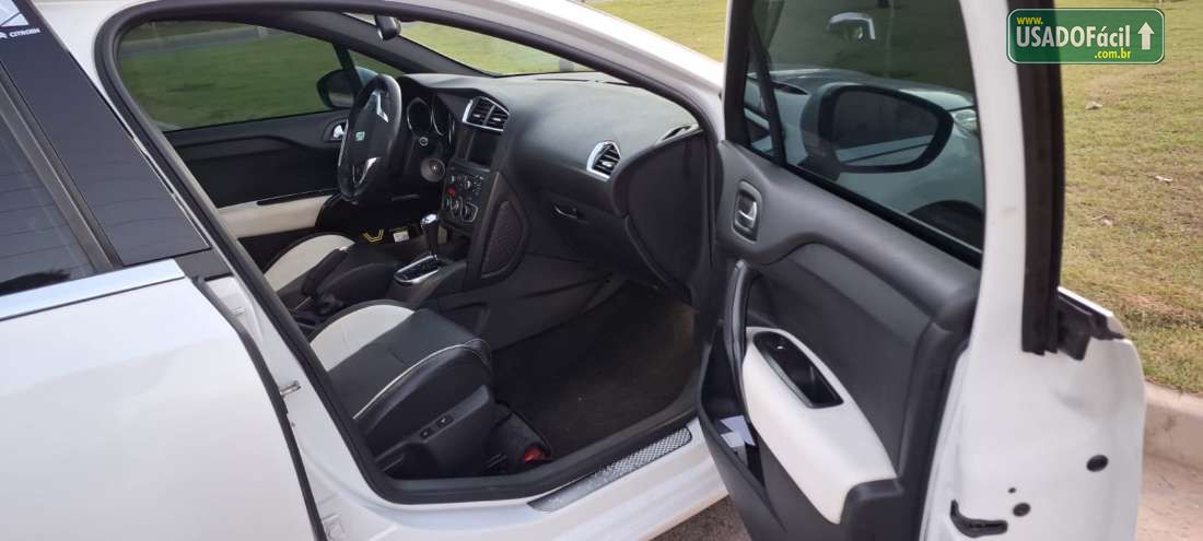 CITROEN DS4 1.6 Turbo Automático 5P 2013/2014 — foto 14 de 16