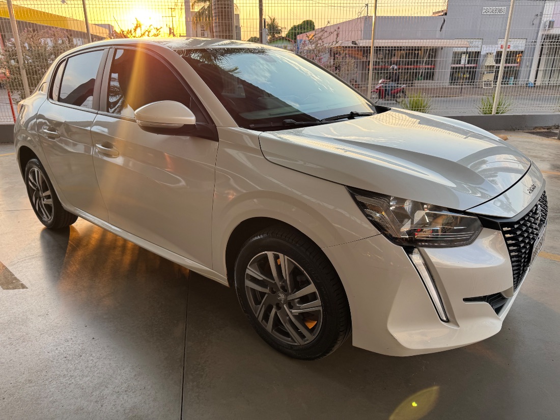 Peugeot Peugeot 208 Allure 1.6 Automático Flex 2022/2023 — foto 2 de 8