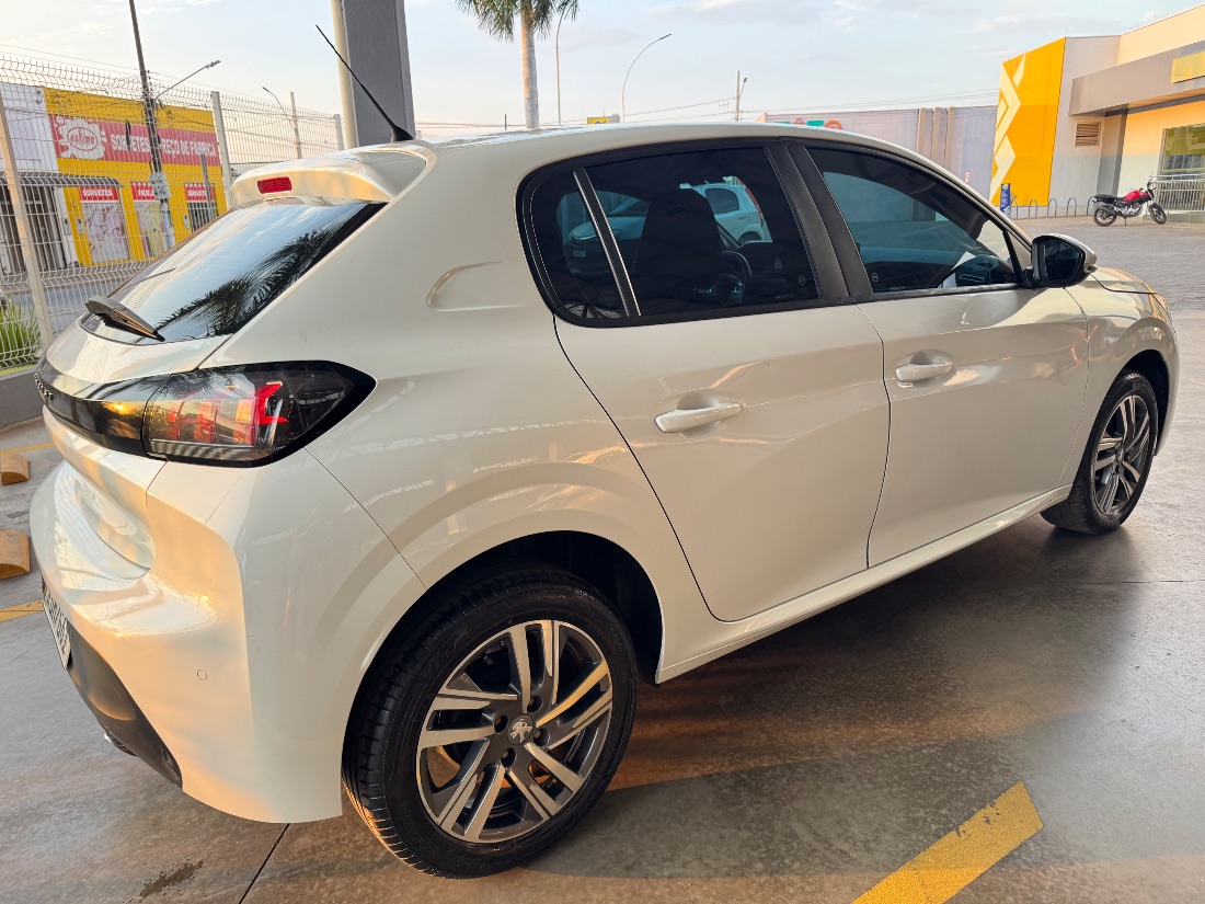 Peugeot Peugeot 208 Allure 1.6 Automático Flex 2022/2023 — foto 3 de 8