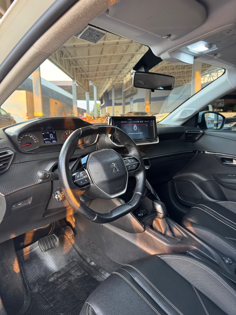 Peugeot Peugeot 208 Allure 1.6 Automático Flex 2022/2023 — foto 6 de 8