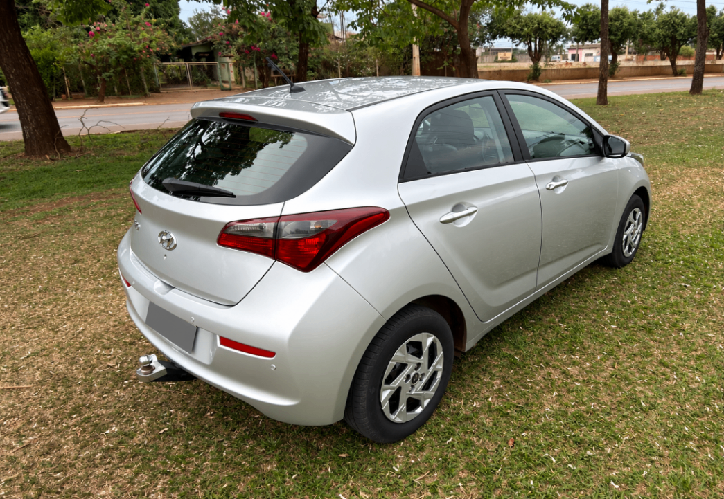 Hyundai HB20 Hatch Unique 1.0 Mecânico Flex 2019/2019 — foto 2 de 7