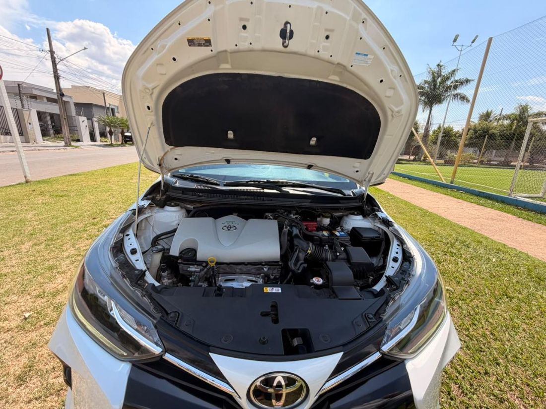 Toyota Yaris Sedan XLS 1.5 Automático Flex 2022/2023 — foto 11 de 15